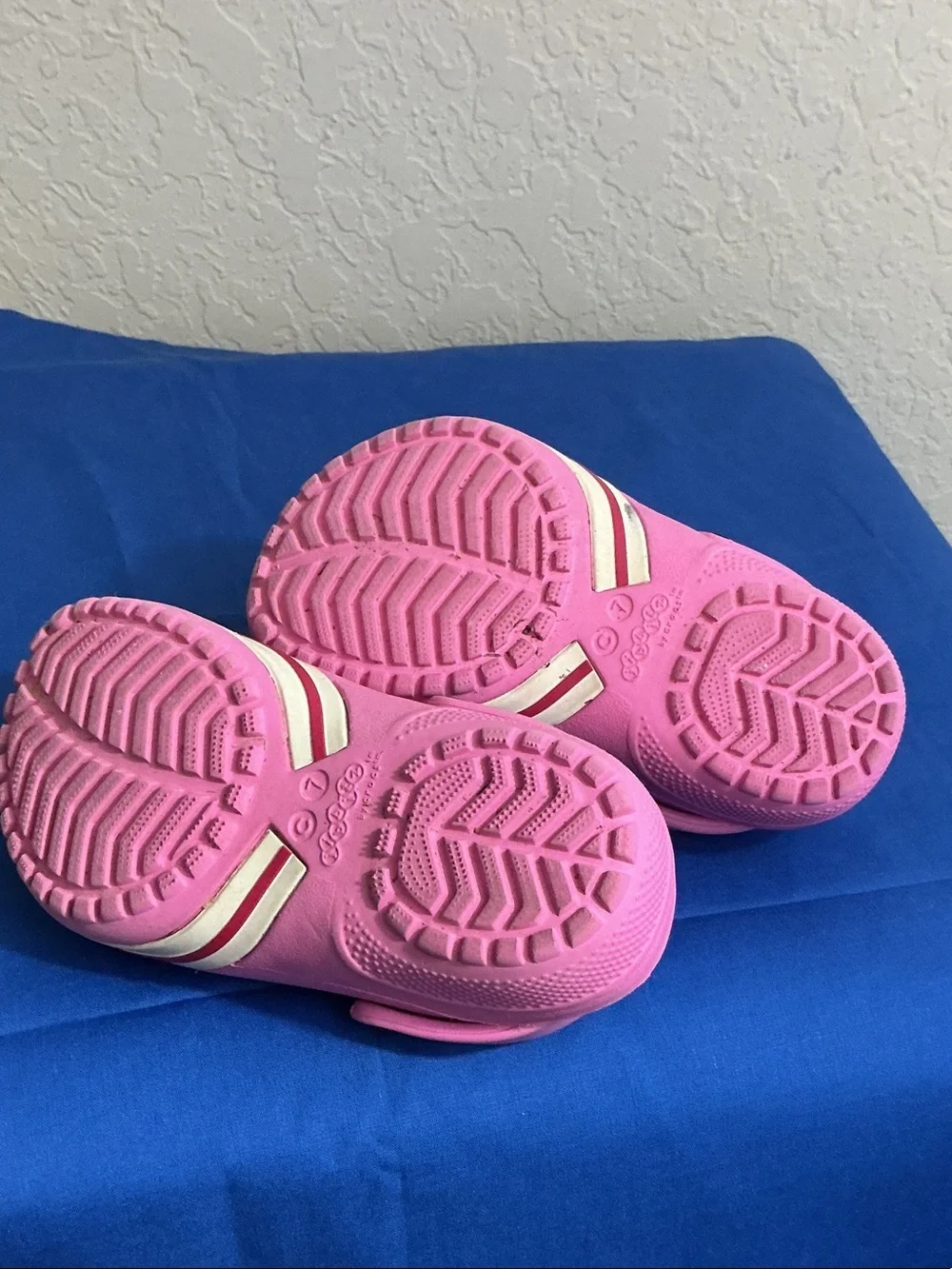 💖 Crocs Kids Crocband Pink White Red Stripe Clog Water Shoes Size C7 💖